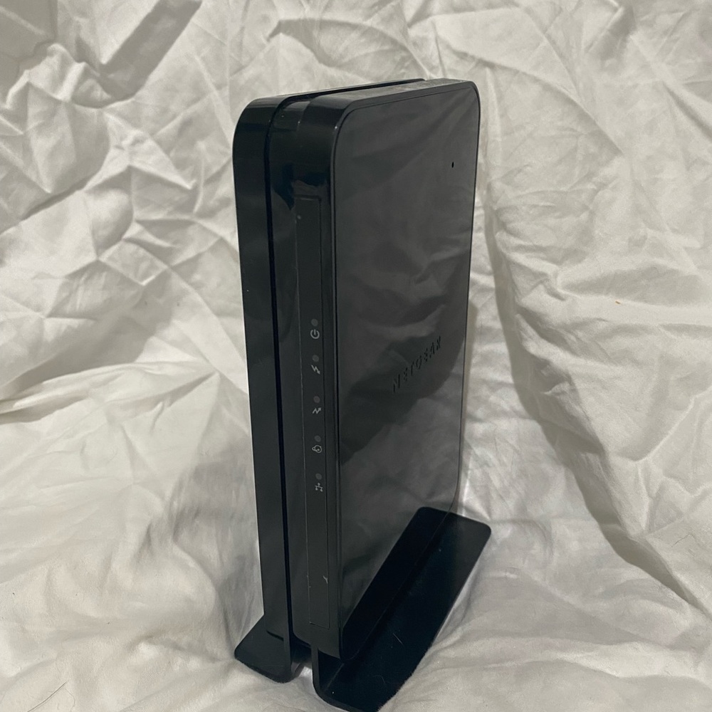 Netgear modem - Picture 3 of 5